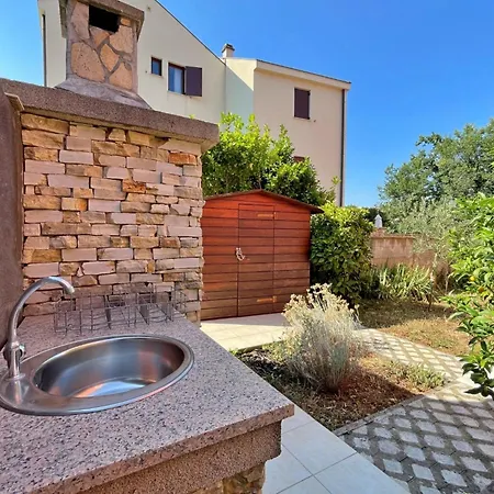 Appartamento Sally By Interhome *