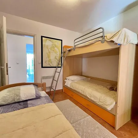 Sally By Interhome *